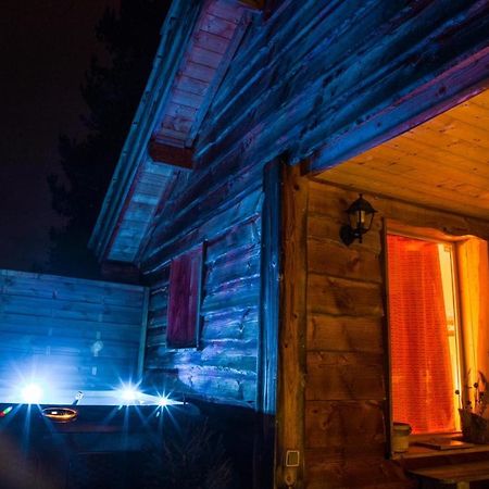 La Cabane A L'Oree Des Bornes Évires Екстериор снимка