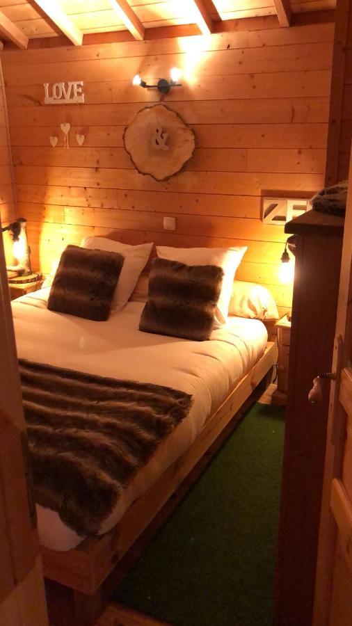 La Cabane A L'Oree Des Bornes Évires Екстериор снимка