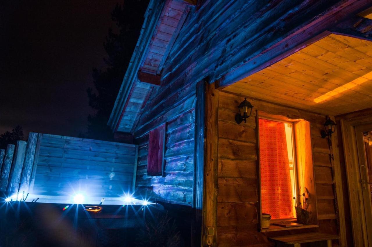 La Cabane A L'Oree Des Bornes Évires Екстериор снимка