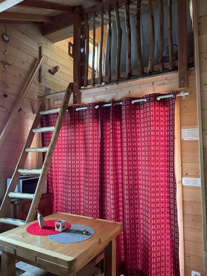 La Cabane A L'Oree Des Bornes Évires Екстериор снимка